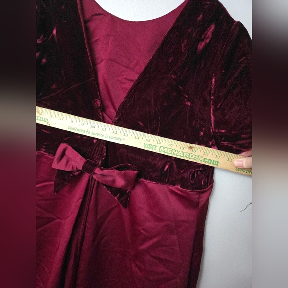 Cachet 20W Burgundy Satin and Velvet Short Sleeved Dress Empire Cherry Girl - Picture 11 of 13